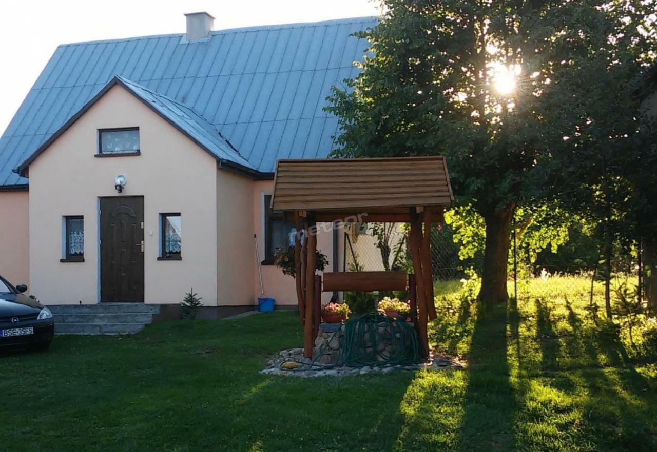 Dom I Pokoje Goscinne Zaruby セイニ エクステリア 写真